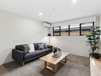 17 Bradstocks Grove, Southern River WA 6110