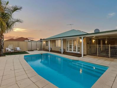2 Vinciullo Way, Sinagra WA 6065