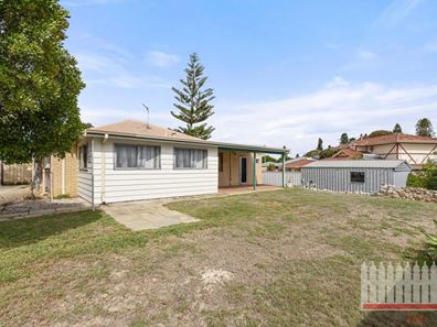 15 Wilson Place, Two Rocks WA 6037