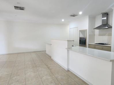 19 Quenda Drive, Canning Vale WA 6155