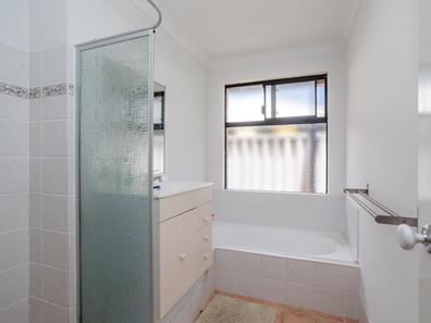 61 Grand Parade, Redcliffe WA 6104