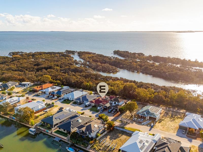 32 Batavia Quays, South Yunderup