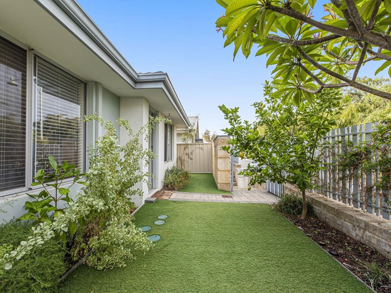 94 Kingscliff Drive, Golden Bay WA 6174