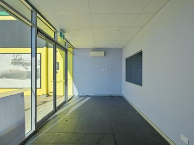 Tenancy C, 9 Sunlight Drive, Port Kennedy WA 6172