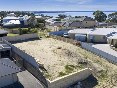 16 Meckering Turn, Dawesville WA 6211
