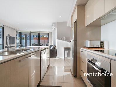 4/3 Homelea Court, Rivervale WA 6103