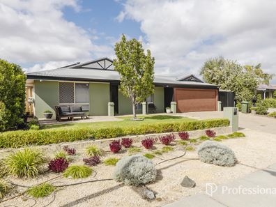 63 Bloodwood Drive, Marangaroo WA 6064