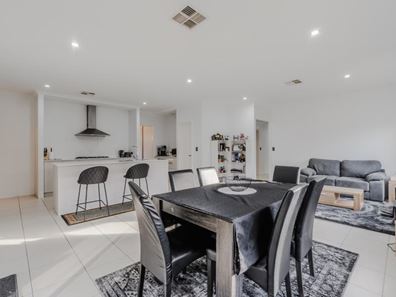 17 Solaris Street, Wellard WA 6170