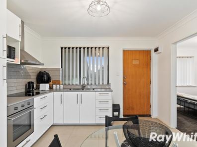 12/24 Halls Head Parade, Halls Head WA 6210