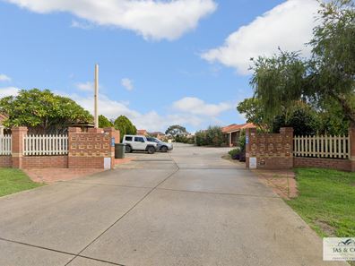 28/11 Elvire Street, Viveash WA 6056