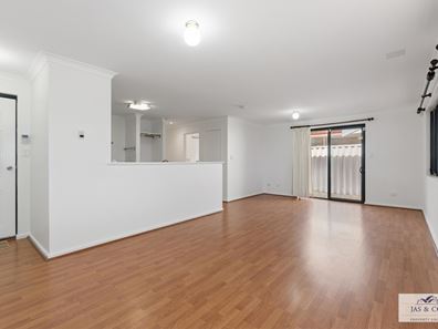 28/11 Elvire Street, Viveash WA 6056
