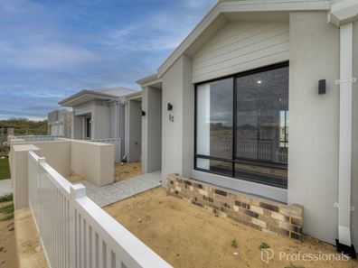 52 Chateau Avenue, Alkimos WA 6038