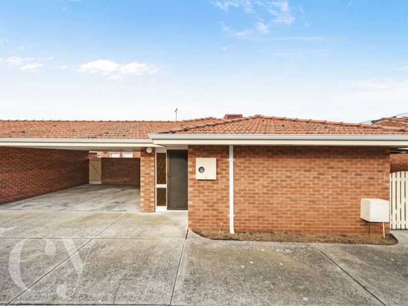 2/18 Zenobia Street, Palmyra WA 6157