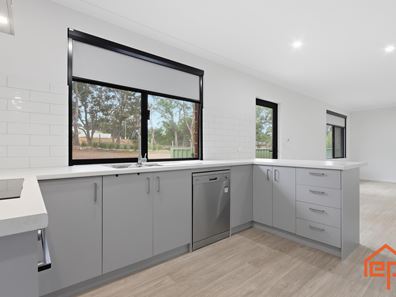 65 Eastleigh Place, Mount Helena WA 6082