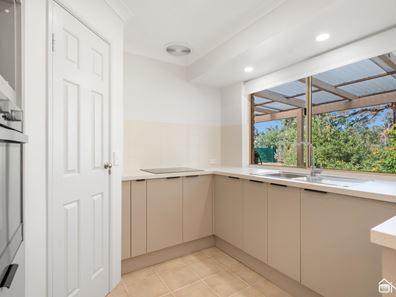 6 Indica Court, Roleystone WA 6111