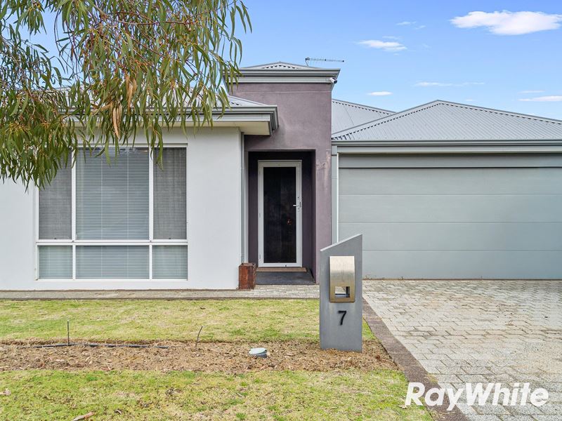 7 Scrubwren Way, Erskine WA 6210