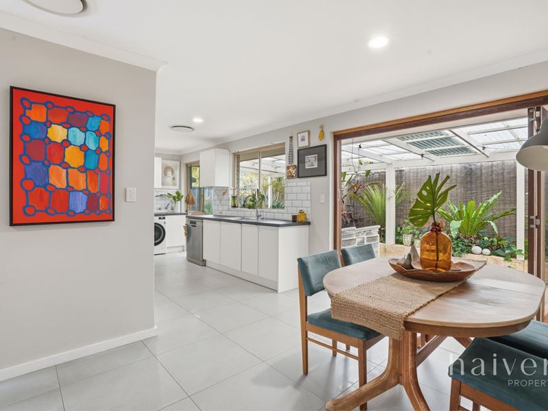 40 Kitchener Road, Melville WA 6156
