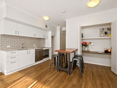 1/141 Railway Parade, Mount Lawley WA 6050