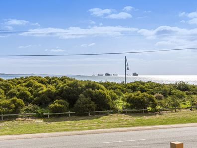 135B Rockingham Beach Road, Rockingham WA 6168