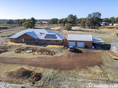 124 Ellendale Drive, Lower Chittering WA 6084