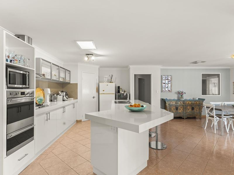27 Eddington Road, Warwick