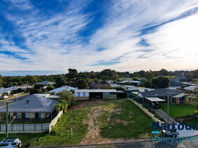 4 Chattamarra Place, Gingin WA 6503