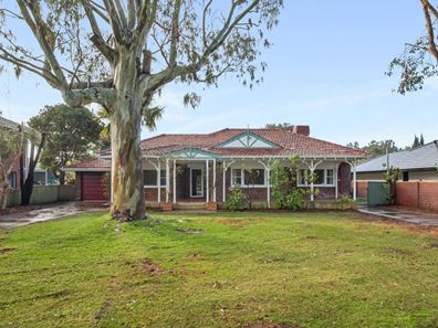 2 Phipps Street, Bicton WA 6157