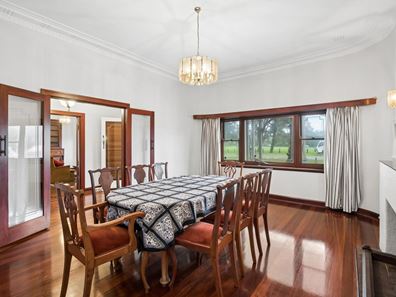 2 Phipps Street, Bicton WA 6157
