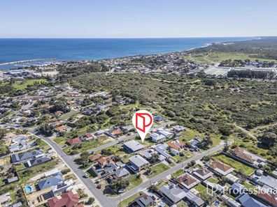 8 Asche Way, Two Rocks WA 6037