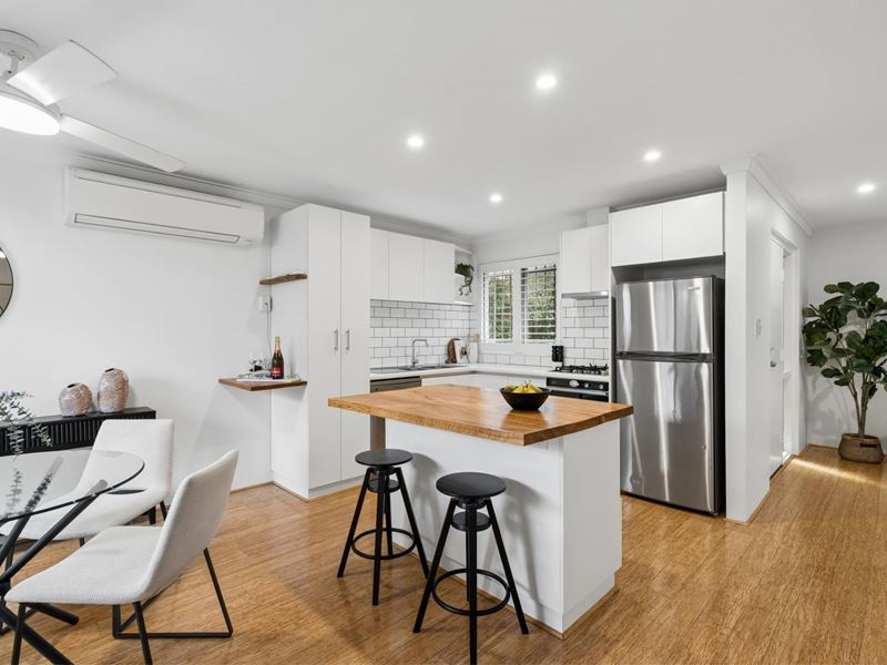 1/100 Loftus  Street, North Perth