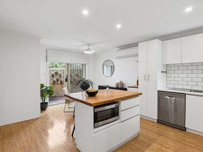1/100 Loftus  Street, North Perth WA 6006