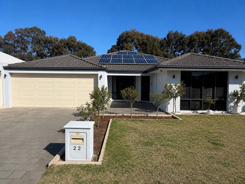 22 Quenda Dr, Canning Vale WA 6155