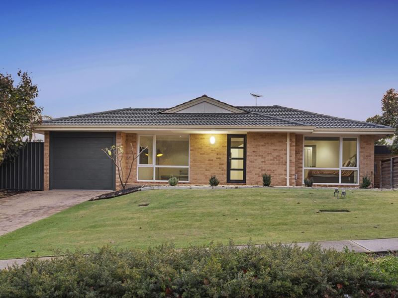 68 Fairway Circle, Connolly