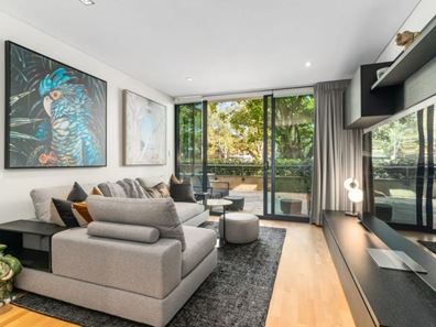 WG04/70 Canning Beach Road, Applecross WA 6153