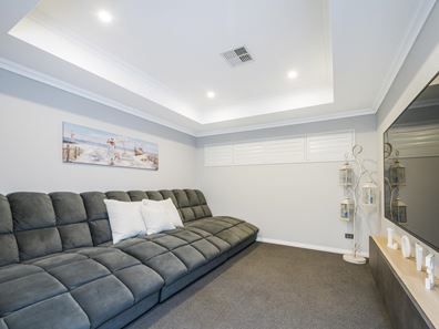 15 Vitrinella Avenue, Jindalee WA 6036