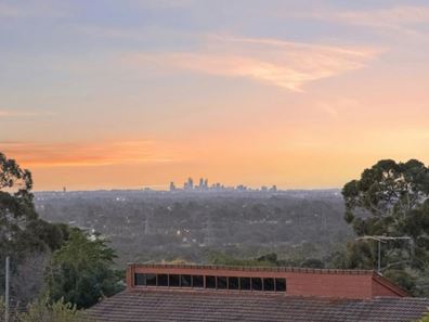 18 Sunset Terrace, Kelmscott WA 6111