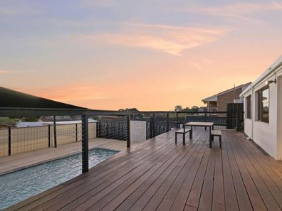 18 Sunset Terrace, Kelmscott WA 6111