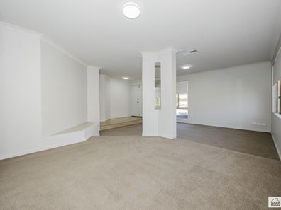 1 Redfern Close, Thornlie WA 6108