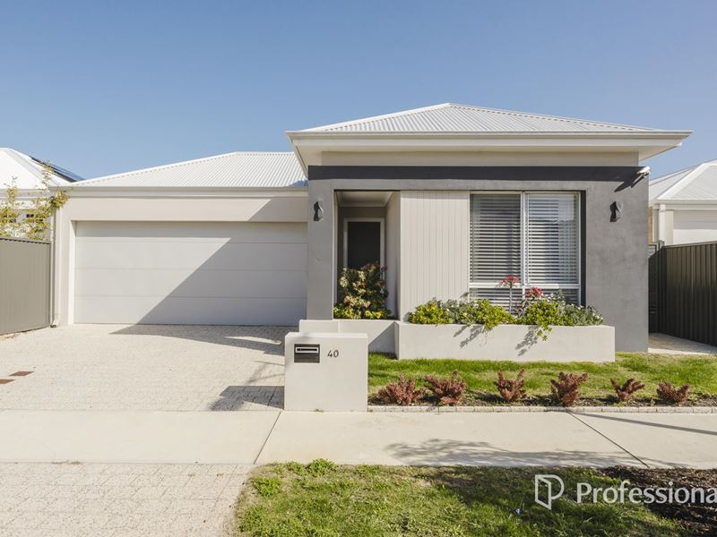 40 Casina Way, Jindalee WA 6036