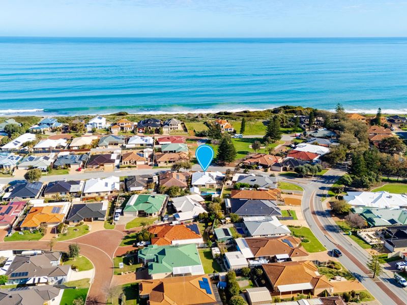 4 Montego Way, Halls Head WA 6210