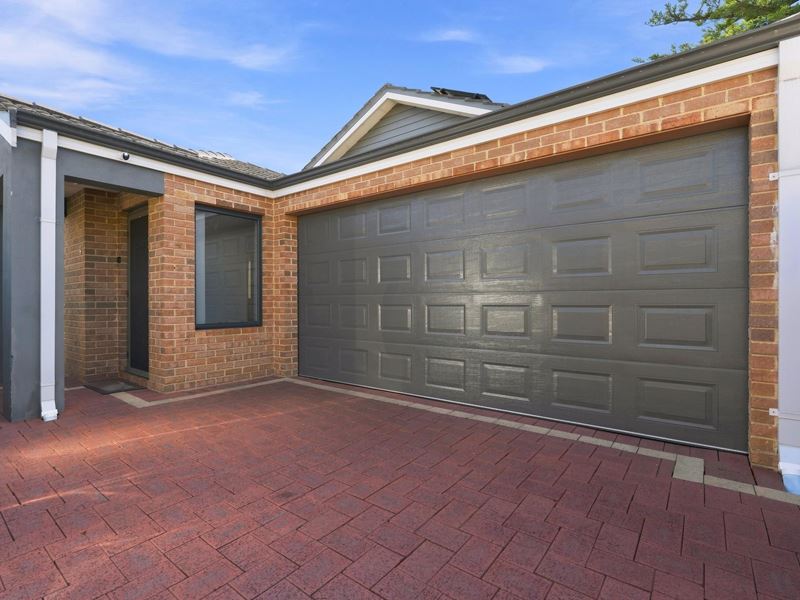 33D Banyard Avenue, Kelmscott WA 6111