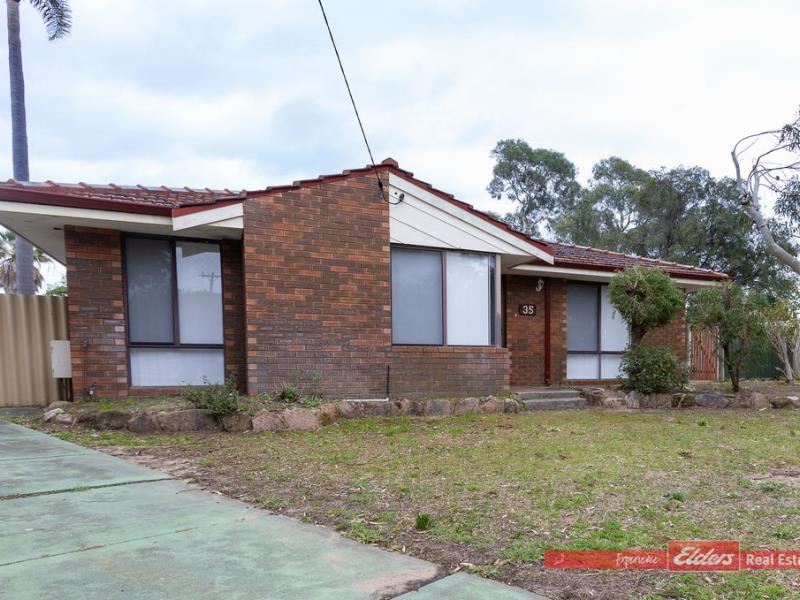 35 Barbrook Way, Warnbro WA 6169