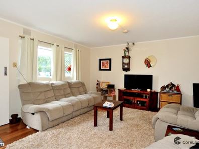 4/12 Edmund way, Calista WA 6167
