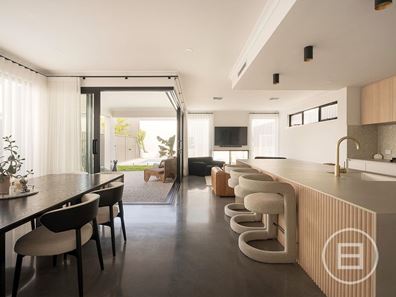 71A Ocean Road, Coogee WA 6166