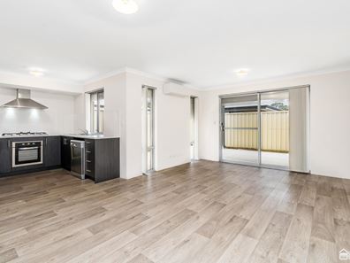 43 Belches Loop, Seville Grove WA 6112
