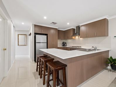 28B Findon Crescent, Westminster WA 6061