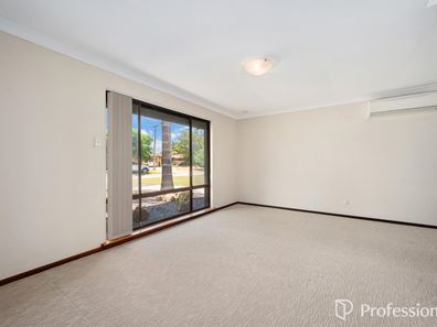 3 Keslake Way, Parkwood WA 6147