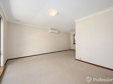 3 Keslake Way, Parkwood WA 6147