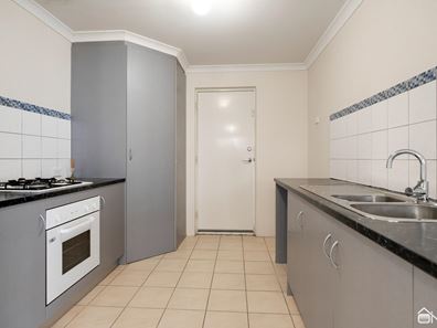 13/2368 Albany Highway, Gosnells WA 6110
