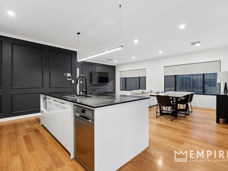 26 Carine Parade, Lake Coogee WA 6166